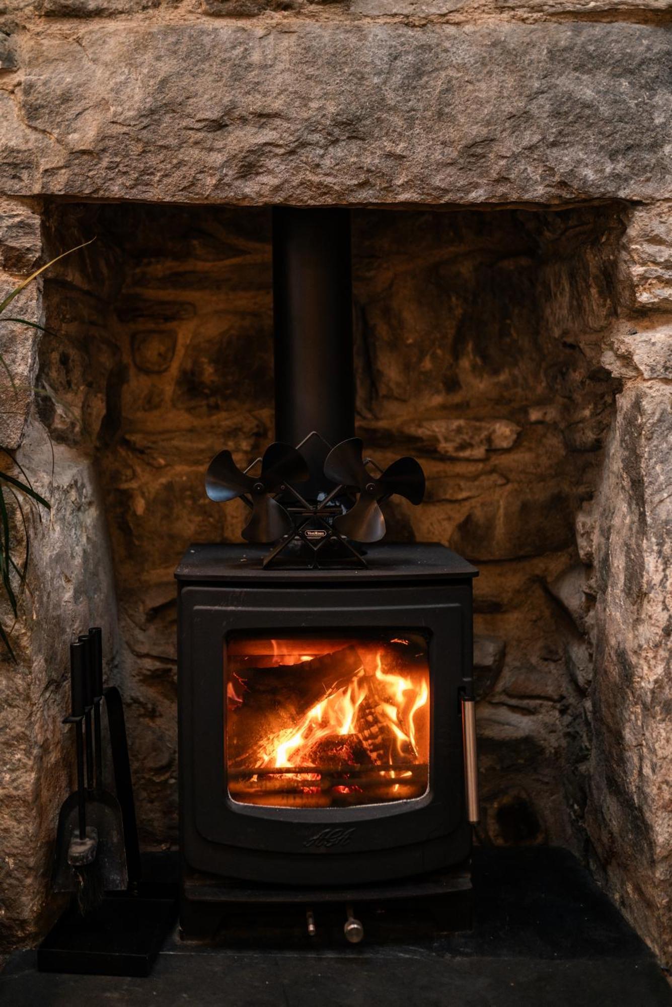 Jura, Mrs Leonard'S Cottage Craighouse Экстерьер фото