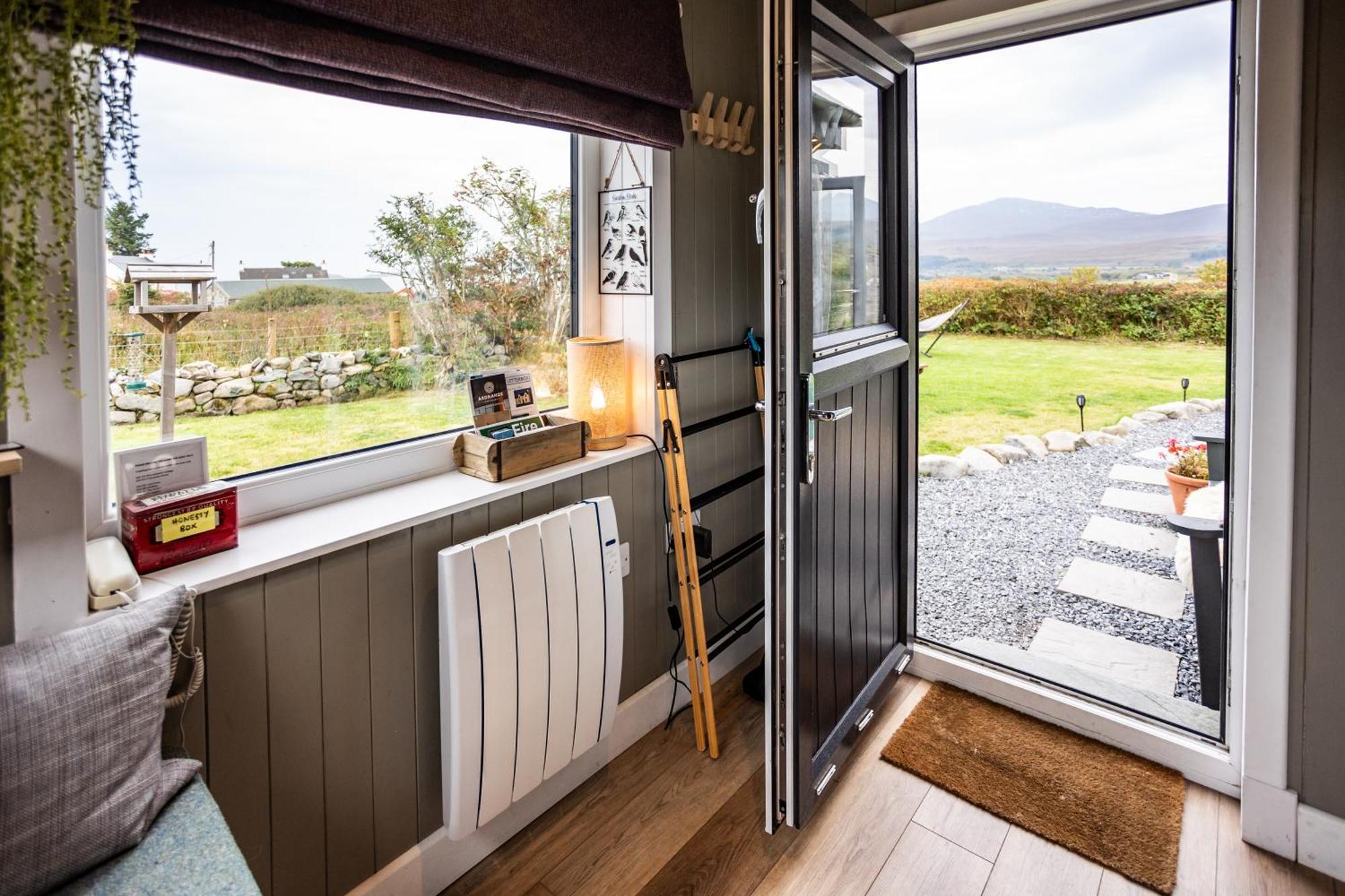 Jura, Mrs Leonard'S Cottage Craighouse Экстерьер фото